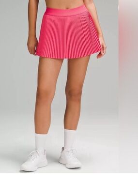 Lululemon Varsity high waisted pleated mini skirt